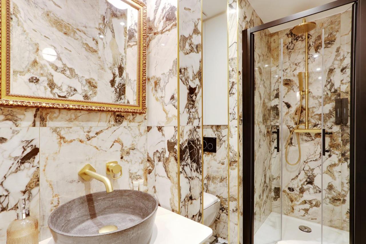 Pick A Flat'S Apartments In Champs Elysees - Rue Du Colisee Paris Dış mekan fotoğraf