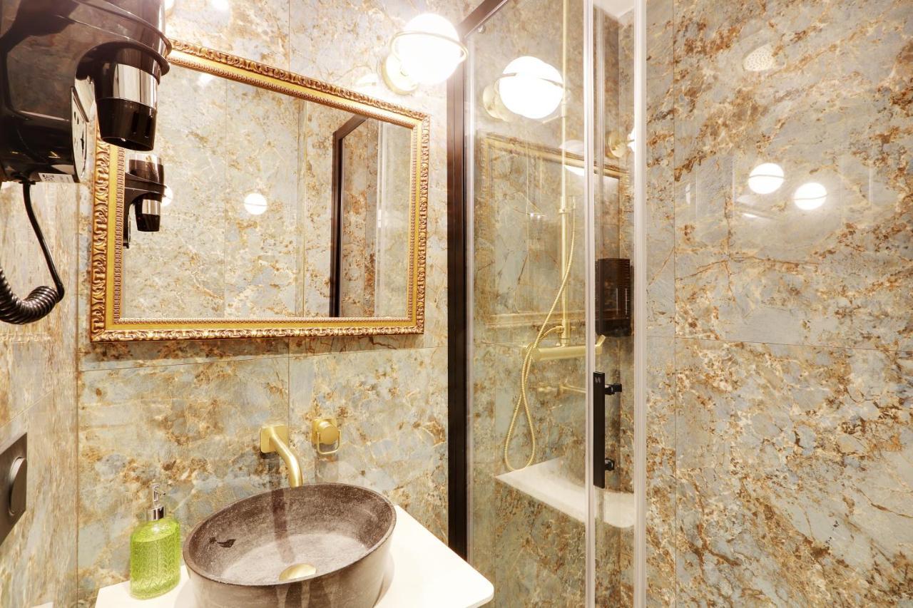Pick A Flat'S Apartments In Champs Elysees - Rue Du Colisee Paris Dış mekan fotoğraf